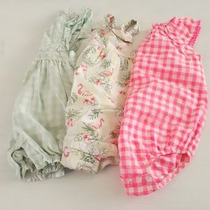 🎃5/$20/Baby girl suits bundle size 12/18 months